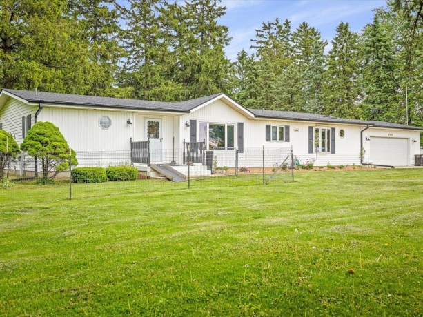 8500 Manchester, CAPRON, Illinois 61012, 3 Bedrooms Bedrooms, ,2 BathroomsBathrooms,House,For Sale,Manchester,202603029