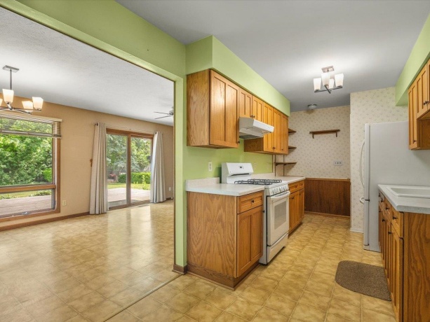 4704 Cayuga, ROCKFORD, Illinois 61107, 3 Bedrooms Bedrooms, ,1 BathroomBathrooms,House,For Sale,Cayuga,202603030