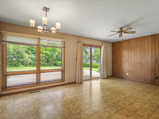 4704 Cayuga, ROCKFORD, Illinois 61107, 3 Bedrooms Bedrooms, ,1 BathroomBathrooms,House,For Sale,Cayuga,202603030