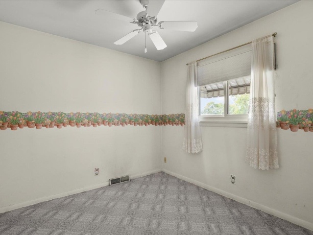 4704 Cayuga, ROCKFORD, Illinois 61107, 3 Bedrooms Bedrooms, ,1 BathroomBathrooms,House,For Sale,Cayuga,202603030