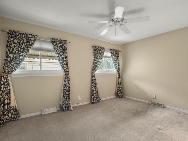 4704 Cayuga, ROCKFORD, Illinois 61107, 3 Bedrooms Bedrooms, ,1 BathroomBathrooms,House,For Sale,Cayuga,202603030