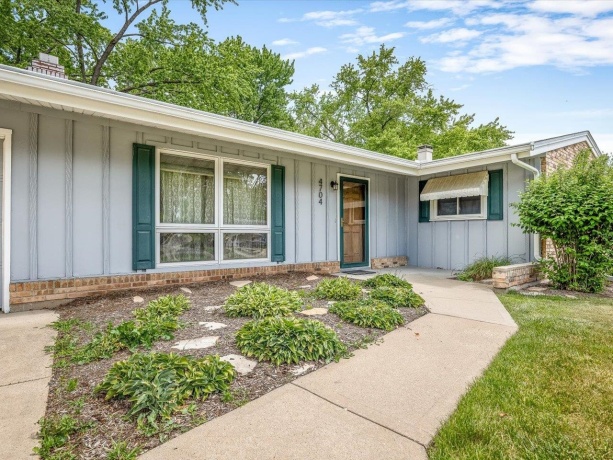 4704 Cayuga, ROCKFORD, Illinois 61107, 3 Bedrooms Bedrooms, ,1 BathroomBathrooms,House,For Sale,Cayuga,202603030