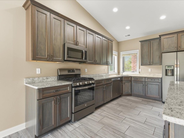 6229 Parks Edge, LOVES PARK, Illinois 61111, 2 Bedrooms Bedrooms, ,2 BathroomsBathrooms,House,For Sale,Parks Edge,202603032