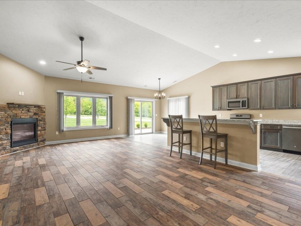 6229 Parks Edge, LOVES PARK, Illinois 61111, 2 Bedrooms Bedrooms, ,2 BathroomsBathrooms,House,For Sale,Parks Edge,202603032