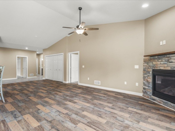 6229 Parks Edge, LOVES PARK, Illinois 61111, 2 Bedrooms Bedrooms, ,2 BathroomsBathrooms,House,For Sale,Parks Edge,202603032