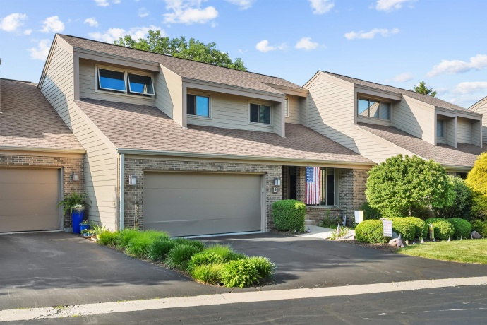 2202 CHURCHVIEW #D, ROCKFORD, Illinois 61107, 3 Bedrooms Bedrooms, ,3 BathroomsBathrooms,Condominium,For Sale,CHURCHVIEW #D,202603033