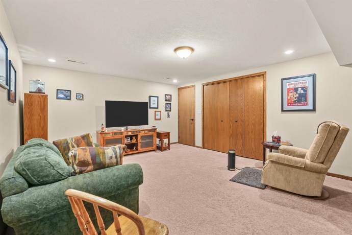 2202 CHURCHVIEW #D, ROCKFORD, Illinois 61107, 3 Bedrooms Bedrooms, ,3 BathroomsBathrooms,Condominium,For Sale,CHURCHVIEW #D,202603033