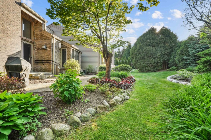 2202 CHURCHVIEW #D, ROCKFORD, Illinois 61107, 3 Bedrooms Bedrooms, ,3 BathroomsBathrooms,Condominium,For Sale,CHURCHVIEW #D,202603033