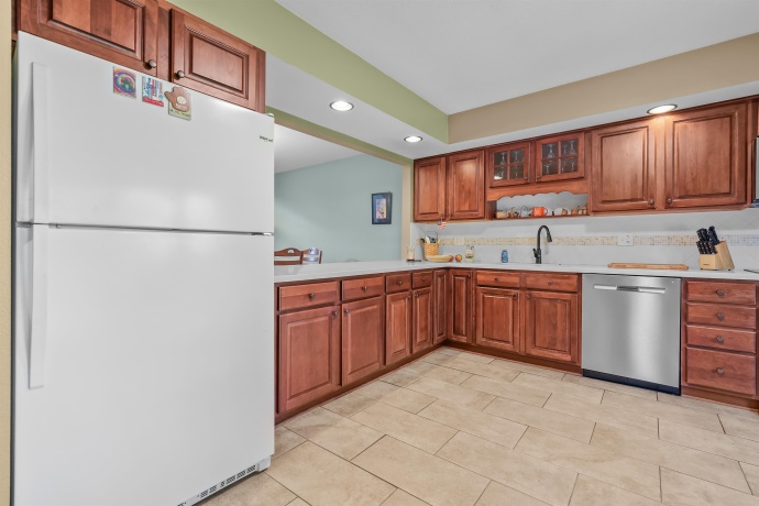 2202 CHURCHVIEW #D, ROCKFORD, Illinois 61107, 3 Bedrooms Bedrooms, ,3 BathroomsBathrooms,Condominium,For Sale,CHURCHVIEW #D,202603033