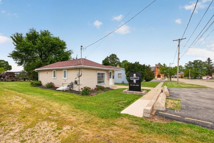 118 Pine, STILLMAN VALLEY, Illinois 61084, 1 Bedroom Bedrooms, ,1 BathroomBathrooms,House,For Sale,Pine,202603035