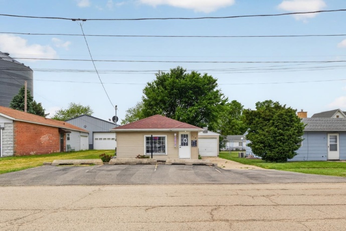118 Pine, STILLMAN VALLEY, Illinois 61084, 1 Bedroom Bedrooms, ,1 BathroomBathrooms,House,For Sale,Pine,202603035