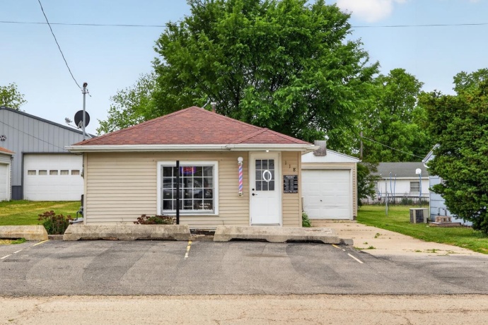 118 Pine, STILLMAN VALLEY, Illinois 61084, 1 Bedroom Bedrooms, ,1 BathroomBathrooms,House,For Sale,Pine,202603035