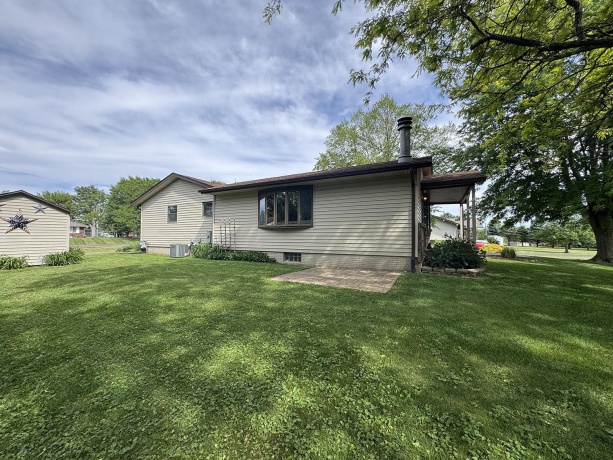 945 Sunset, MILLEDGEVILLE, Illinois 61051, 2 Bedrooms Bedrooms, ,2 BathroomsBathrooms,House,For Sale,Sunset,202603043