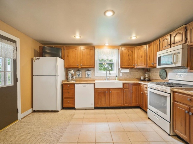 8899 McDougall, ROCKFORD, Illinois 61101, 3 Bedrooms Bedrooms, ,2 BathroomsBathrooms,House,For Sale,McDougall,202603044