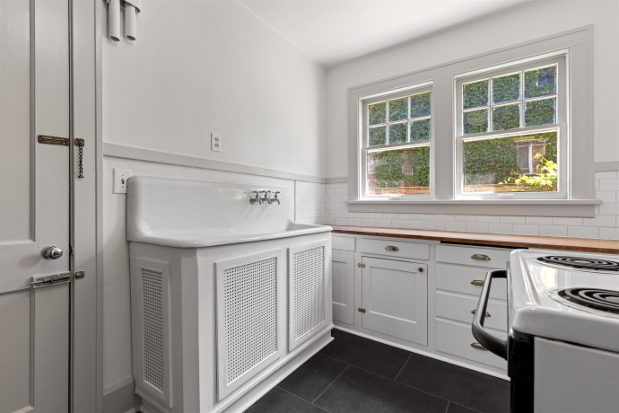1206 Harlem, ROCKFORD, Illinois 61103, ,2 Units,For Sale,Harlem,202603045