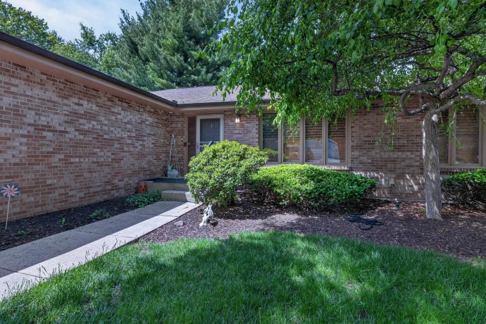 1733 Arnold, ROCKFORD, Illinois 61108, 3 Bedrooms Bedrooms, ,2 BathroomsBathrooms,House,For Sale,Arnold,202603046