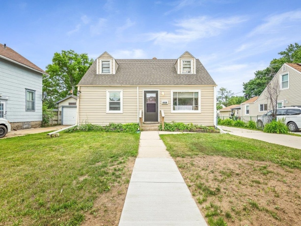 2820 Summerdale, ROCKFORD, Illinois 61101, 3 Bedrooms Bedrooms, ,1 BathroomBathrooms,House,For Sale,Summerdale,202603049