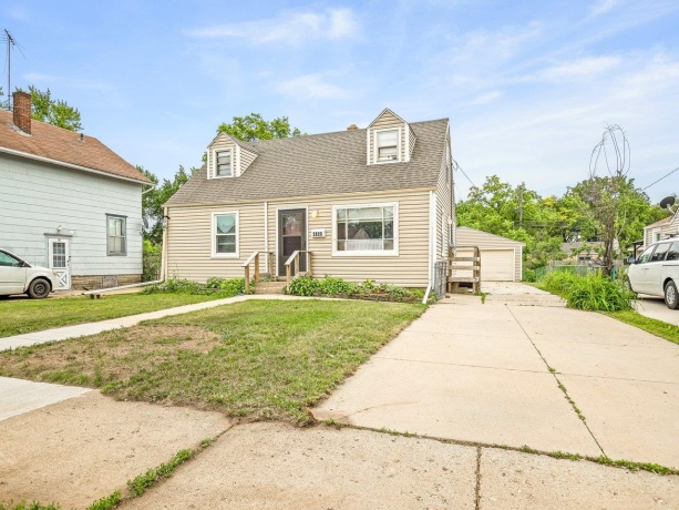 2820 Summerdale, ROCKFORD, Illinois 61101, 3 Bedrooms Bedrooms, ,1 BathroomBathrooms,House,For Sale,Summerdale,202603049
