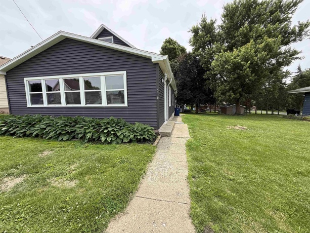 516 Westcott, Granville, Illinois 61326, 2 Bedrooms Bedrooms, ,1 BathroomBathrooms,House,For Sale,Westcott,202603054