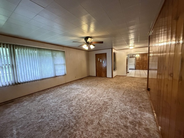 1048 Warren, Henry, Illinois 61537, 3 Bedrooms Bedrooms, ,1 BathroomBathrooms,House,For Sale,Warren,202603055