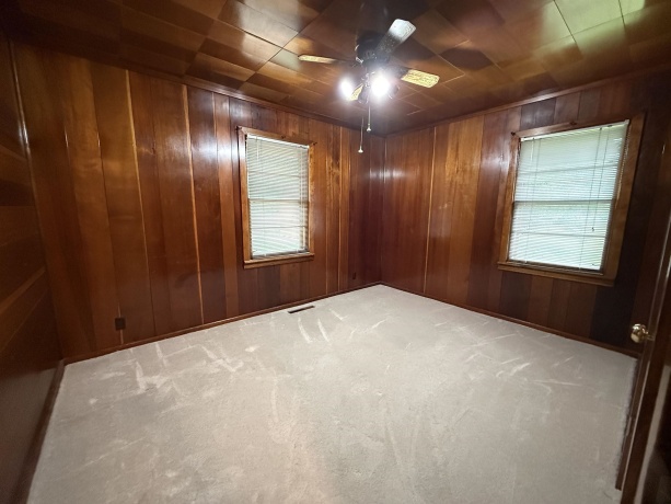 1048 Warren, Henry, Illinois 61537, 3 Bedrooms Bedrooms, ,1 BathroomBathrooms,House,For Sale,Warren,202603055