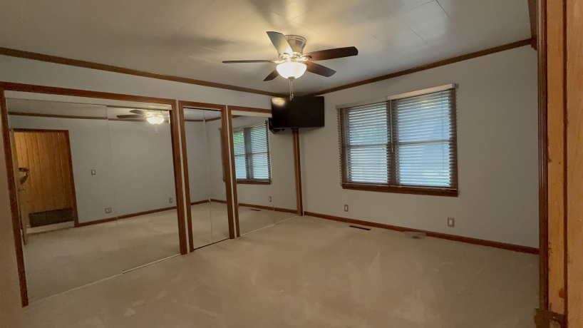 1048 Warren, Henry, Illinois 61537, 3 Bedrooms Bedrooms, ,1 BathroomBathrooms,House,For Sale,Warren,202603055