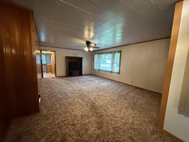 1048 Warren, Henry, Illinois 61537, 3 Bedrooms Bedrooms, ,1 BathroomBathrooms,House,For Sale,Warren,202603055