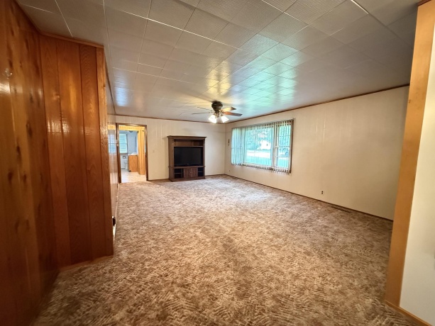 1048 Warren, Henry, Illinois 61537, 3 Bedrooms Bedrooms, ,1 BathroomBathrooms,House,For Sale,Warren,202603055