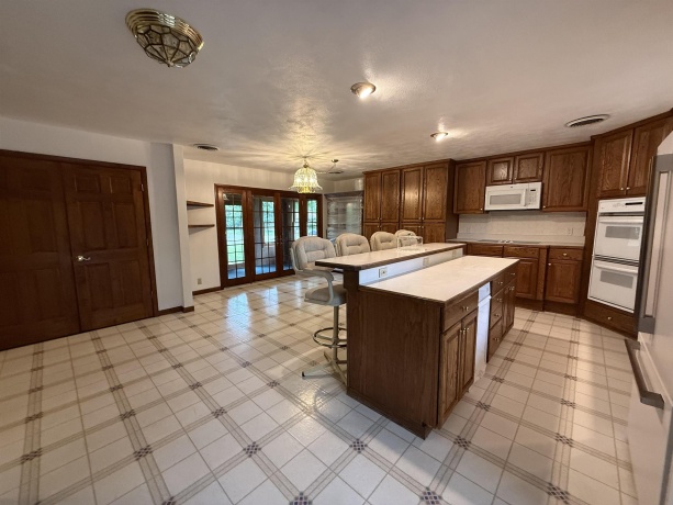 1048 Warren, Henry, Illinois 61537, 3 Bedrooms Bedrooms, ,1 BathroomBathrooms,House,For Sale,Warren,202603055