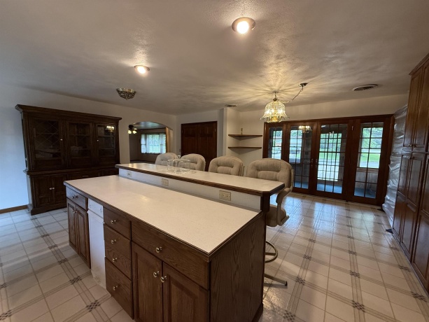 1048 Warren, Henry, Illinois 61537, 3 Bedrooms Bedrooms, ,1 BathroomBathrooms,House,For Sale,Warren,202603055