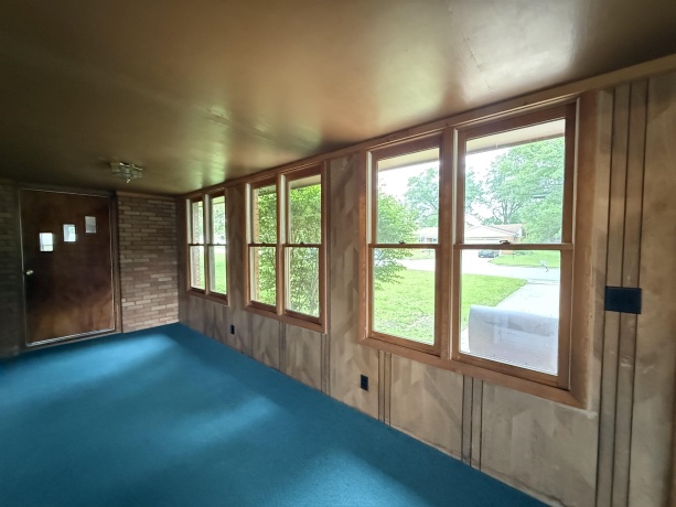 1048 Warren, Henry, Illinois 61537, 3 Bedrooms Bedrooms, ,1 BathroomBathrooms,House,For Sale,Warren,202603055