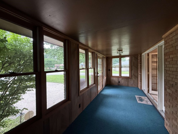 1048 Warren, Henry, Illinois 61537, 3 Bedrooms Bedrooms, ,1 BathroomBathrooms,House,For Sale,Warren,202603055