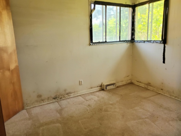 1515 Rebecca, ROCKFORD, Illinois 61107, 2 Bedrooms Bedrooms, ,1 BathroomBathrooms,House,For Sale,Rebecca,202603058