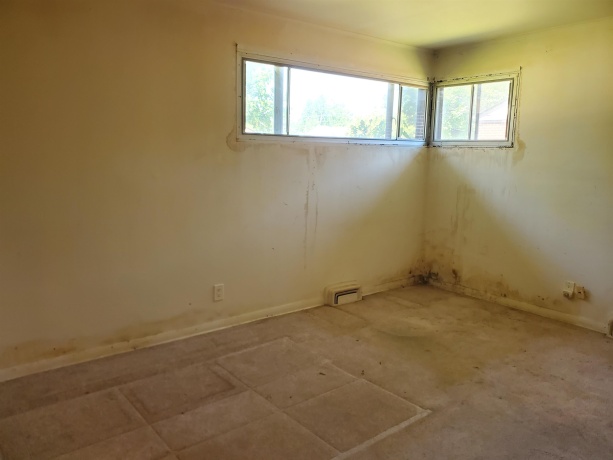 1515 Rebecca, ROCKFORD, Illinois 61107, 2 Bedrooms Bedrooms, ,1 BathroomBathrooms,House,For Sale,Rebecca,202603058