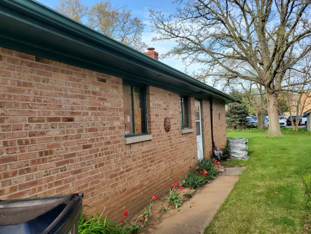 1515 Rebecca, ROCKFORD, Illinois 61107, 2 Bedrooms Bedrooms, ,1 BathroomBathrooms,House,For Sale,Rebecca,202603058