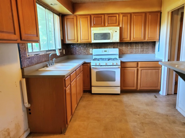 1515 Rebecca, ROCKFORD, Illinois 61107, 2 Bedrooms Bedrooms, ,1 BathroomBathrooms,House,For Sale,Rebecca,202603058