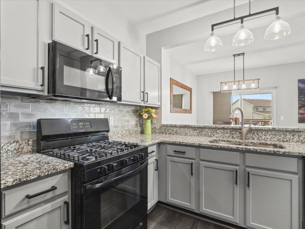 7432 Thomas, LOVES PARK, Illinois 61111, 2 Bedrooms Bedrooms, ,1 BathroomBathrooms,Condominium,For Sale,Thomas,202603061