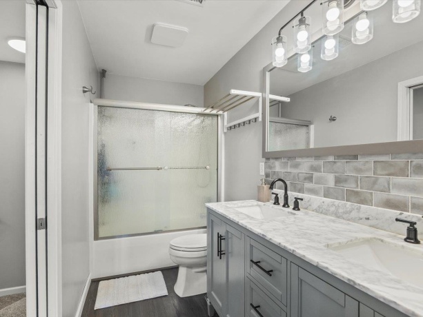 7432 Thomas, LOVES PARK, Illinois 61111, 2 Bedrooms Bedrooms, ,1 BathroomBathrooms,Condominium,For Sale,Thomas,202603061