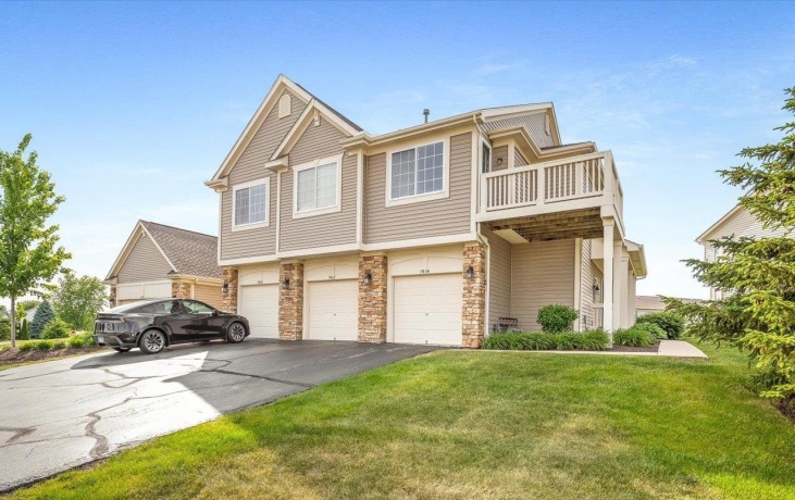 7432 Thomas, LOVES PARK, Illinois 61111, 2 Bedrooms Bedrooms, ,1 BathroomBathrooms,Condominium,For Sale,Thomas,202603061