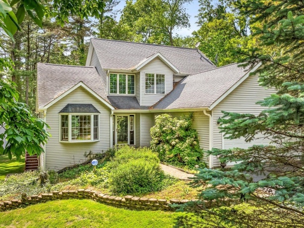 6468 Deer Path, OREGON, Illinois 61061, 4 Bedrooms Bedrooms, ,2 BathroomsBathrooms,House,For Sale,Deer Path,202603062