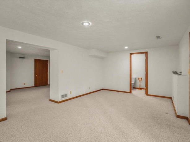 6468 Deer Path, OREGON, Illinois 61061, 4 Bedrooms Bedrooms, ,2 BathroomsBathrooms,House,For Sale,Deer Path,202603062