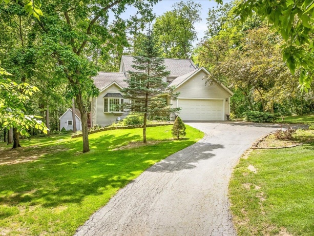 6468 Deer Path, OREGON, Illinois 61061, 4 Bedrooms Bedrooms, ,2 BathroomsBathrooms,House,For Sale,Deer Path,202603062