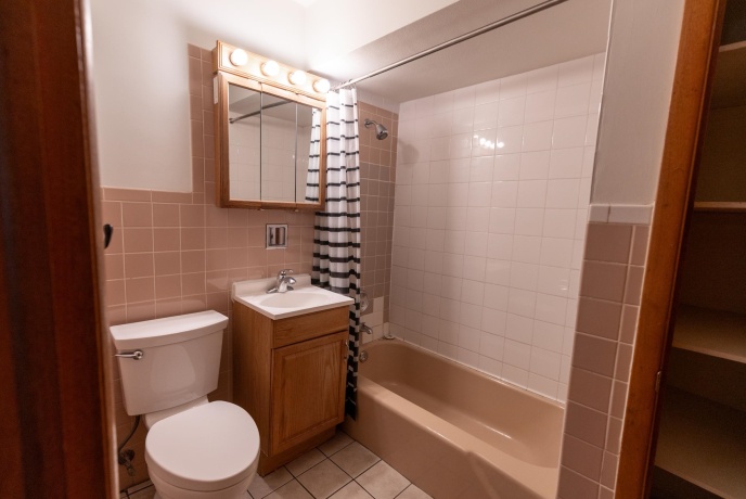 1807 Guilford, ROCKFORD, Illinois 61107, ,2 Units,For Sale,Guilford,202603064