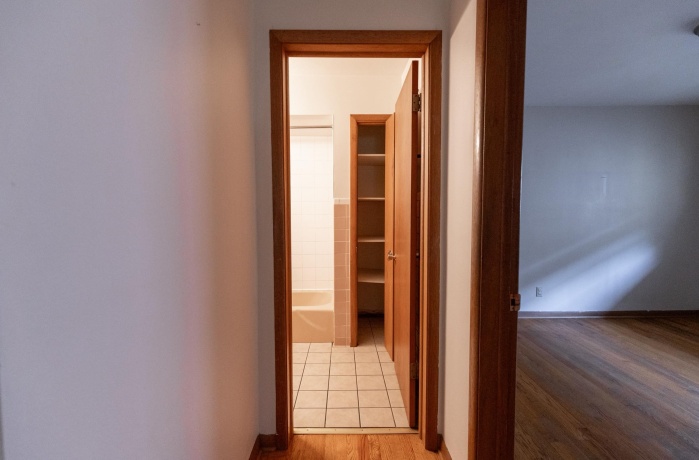 1807 Guilford, ROCKFORD, Illinois 61107, ,2 Units,For Sale,Guilford,202603064
