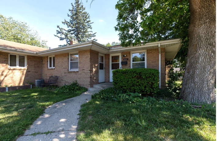 1807 Guilford, ROCKFORD, Illinois 61107, ,2 Units,For Sale,Guilford,202603064