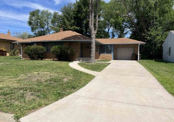 2511 Ashland, ROCKFORD, Illinois 61101, 4 Bedrooms Bedrooms, ,2 BathroomsBathrooms,House,For Sale,Ashland,202603065
