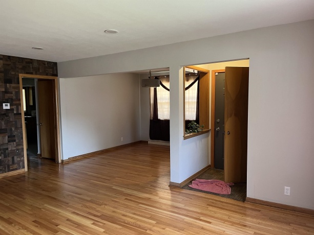 2511 Ashland, ROCKFORD, Illinois 61101, 4 Bedrooms Bedrooms, ,2 BathroomsBathrooms,House,For Sale,Ashland,202603065