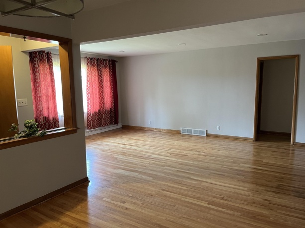 2511 Ashland, ROCKFORD, Illinois 61101, 4 Bedrooms Bedrooms, ,2 BathroomsBathrooms,House,For Sale,Ashland,202603065