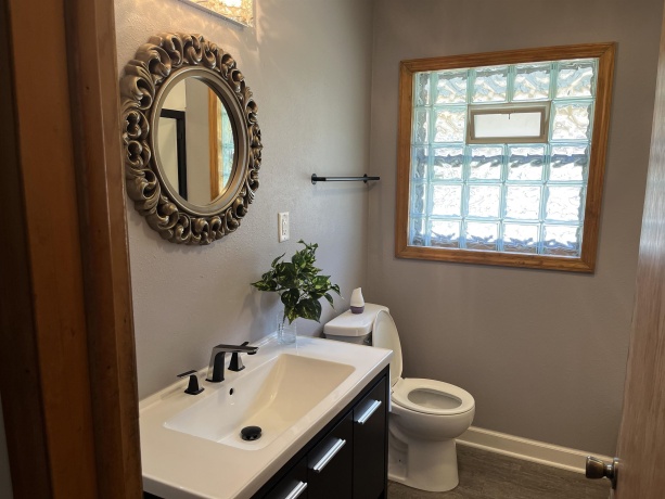 2511 Ashland, ROCKFORD, Illinois 61101, 4 Bedrooms Bedrooms, ,2 BathroomsBathrooms,House,For Sale,Ashland,202603065