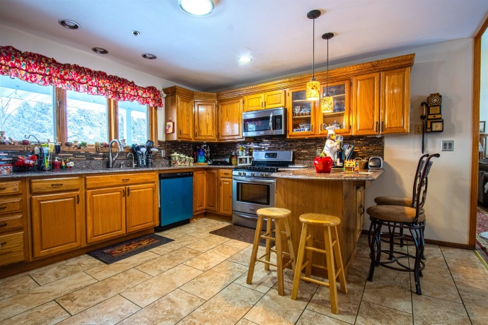 100 Prince, POPLAR GROVE, Illinois 61065, 4 Bedrooms Bedrooms, ,3 BathroomsBathrooms,House,For Sale,Prince,202600401